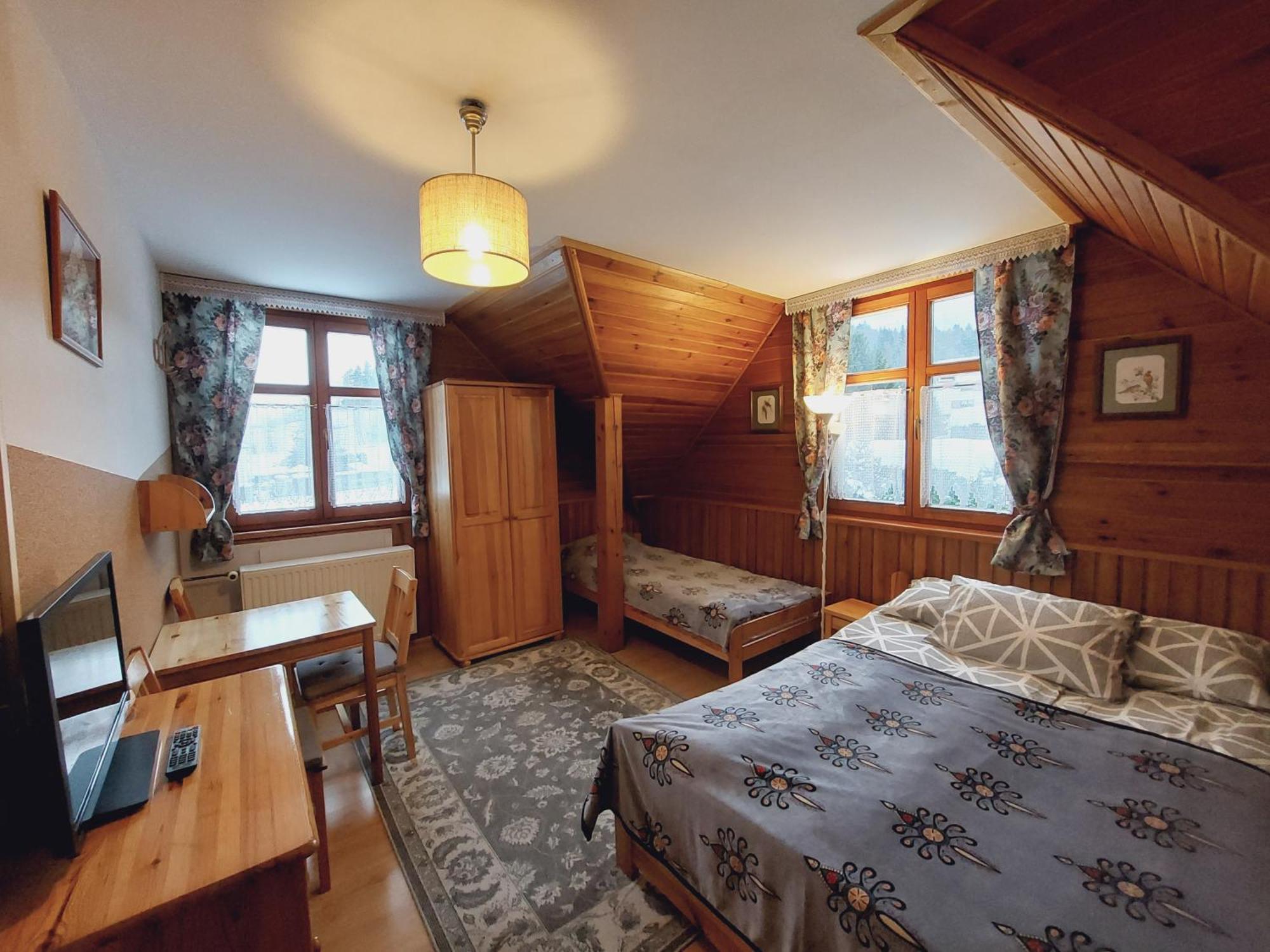 Olimp Pokoje I Apartamenty シュチルク エクステリア 写真